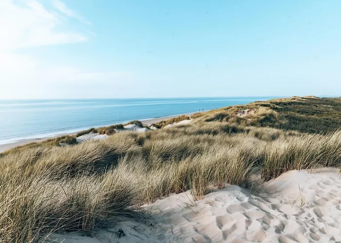 By The Sea Apartment *